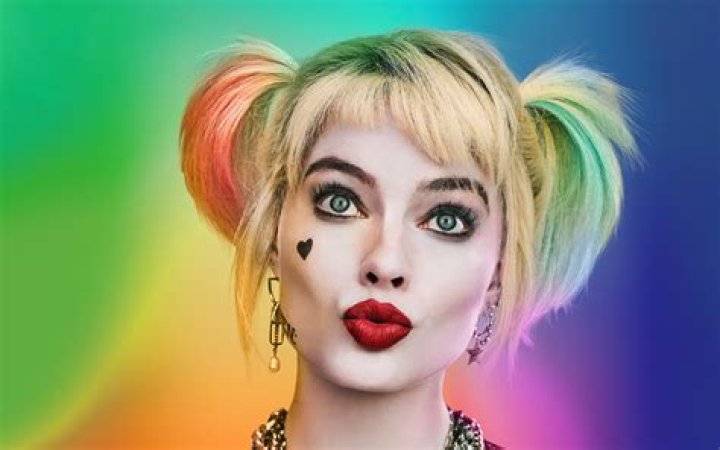 BIRDS OF PREY, Margot Robbie as Harley Quinn, 2020. ph: Claudette Barius / &copy; Warner Bros. / courtesy Everett Collection