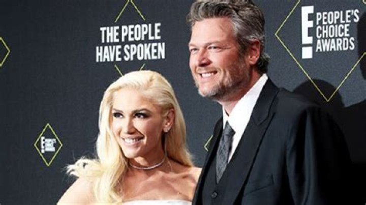 Blake Shelton & Gwen Stefani Celebrate Engagement Anniversary – Hollywood Life