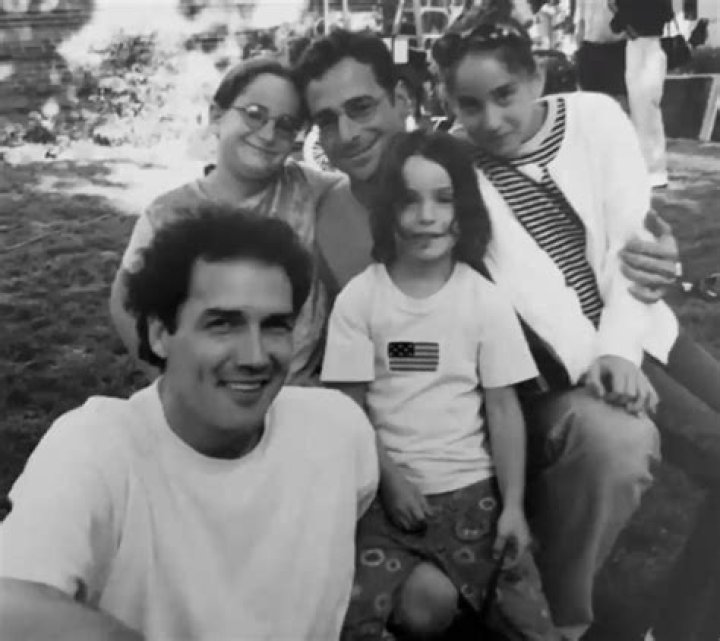 Bob Saget & His Family: Photos Of The &lsquo;Full House&rsquo; Star With His 3 Daughters