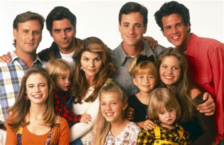 Bob Saget Defends ‘Fuller House’ Co-Star Lori Loughlin After Prison Sentence: Others Should Be ‘Doing Time’