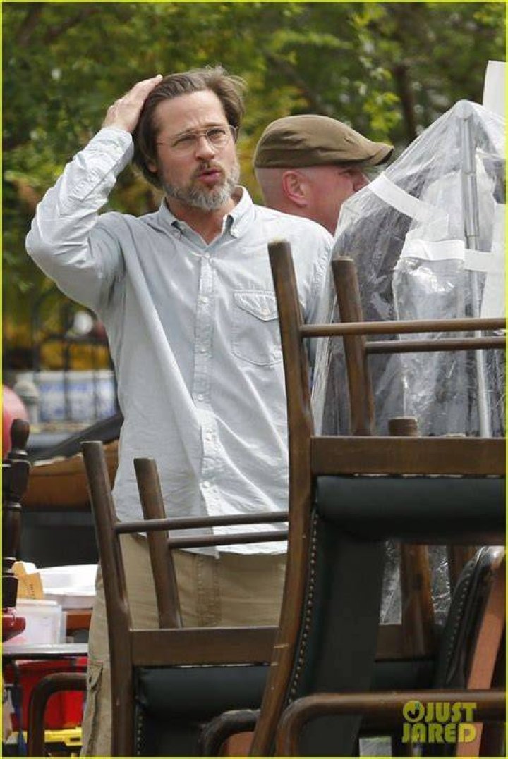 Brad Pitt shows off a good look at the &lsquo;Ad Astra&rsquo; premiere