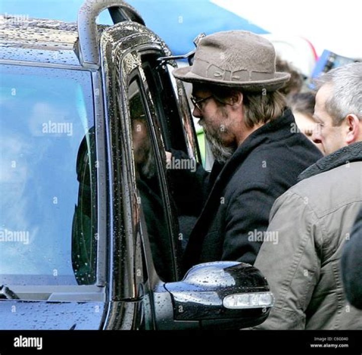 Brad Pitt visits Angelina Jolie and their kids in LA.