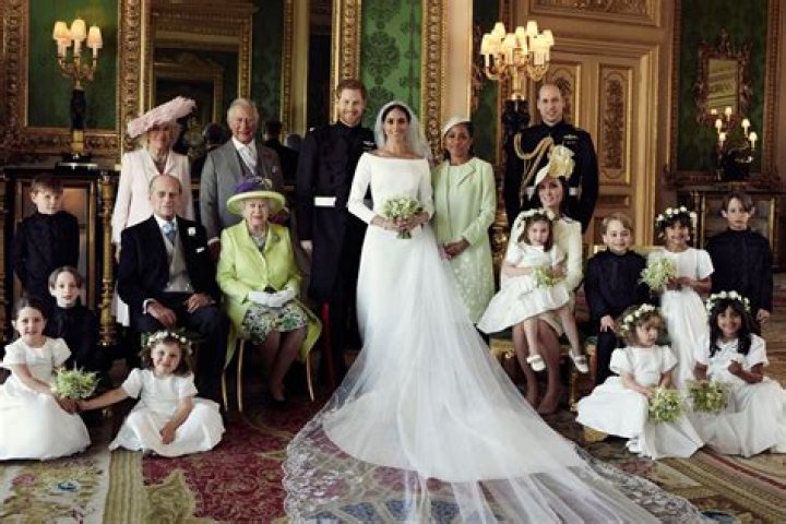 BRITISH ROYALTY ROYAL WEDDING FORMAL TRADITIONAL MARRIAGE BRITISH MONARCHY VEIL WEDDING GOWN BRIDE GROOM INSIDE CHURCH