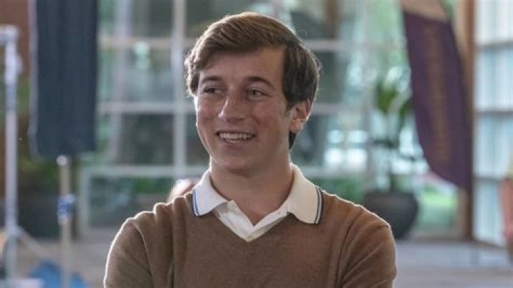 BS_02974_R Skyler Gisondo stars as Jared in Olivia Wilde&rsquo;s directorial debut, BOOKSMART, an Annapurna Pictures release. Credit: Francois Duhamel / Annapurna Pictures
