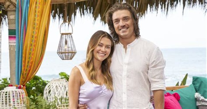 Caelynn Miller-Keyes Expertly Gives Dean Unglert A Buzz Cut Hair Makeover For Charity: Watch