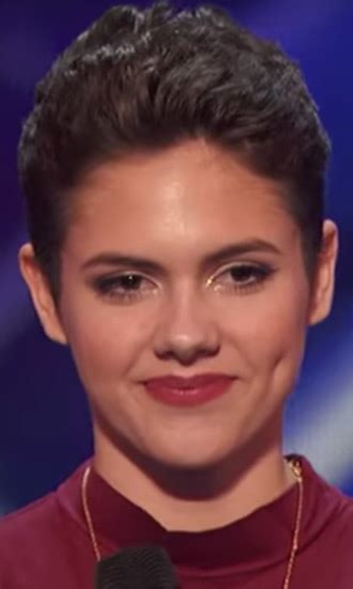 Calysta Bevier – Hollywood Life