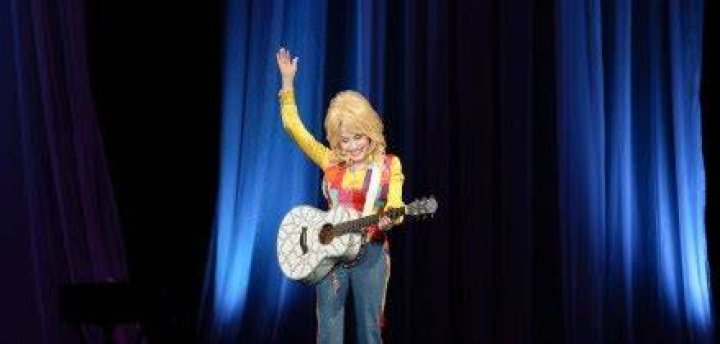 Candi Carpenter Dishes On Working With Brandi Carlile & Impressing Dolly Parton With Her ‘Little Sparrow’ Cover