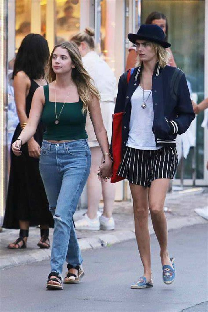 Cara Delevingne Ashley Benson