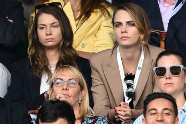 Cara Delevingne, Minke
