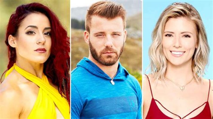 Cara Maria & Danielle Maltby Reveal Texts & Pics From Paulie Calafiore – Hollywood Life