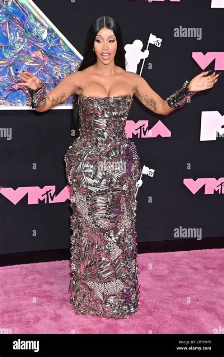 Cardi b arriving to the met gala after party in New York City Pictured: Cardi B Ref: SPL5307327 030522 NON-EXCLUSIVE Picture by: WavyPeter / SplashNews.com Splash News and Pictures USA: +1 310-525-5808 London: +44 (0)20 8126 1009 Berlin: +49 175 3764 166 World Rights