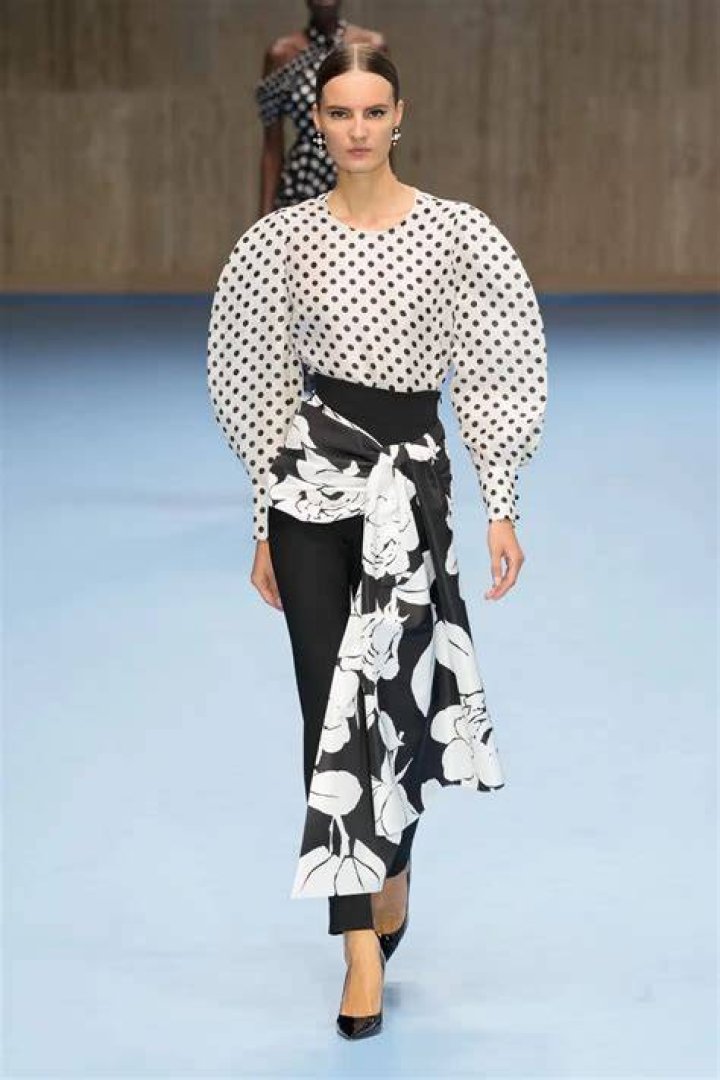 Carolina Herrera: Fashion Week — Pics Of Spring 2015 Collection