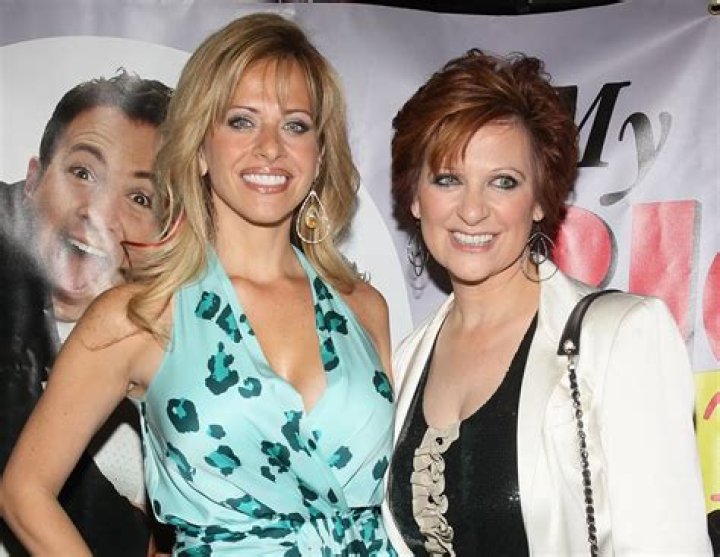 Caroline Manzo Attends Tony Bennett&rsquo;s 90th Birthday Celebration