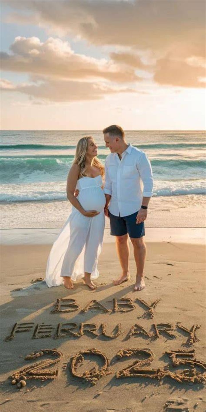 Cassie Baby Bump Pregnant Beach Photo Pic