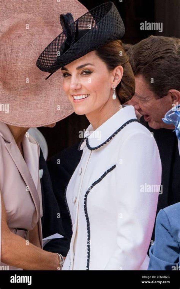 Catherine Duchess of Cambridge during a reception hosted by the British High Commissioner to Pakistan in Islamabad Prince William and Catherine Duchess of Cambridge visit to Pakistan - 15 Oct 2019 Wearing Jenny Packham