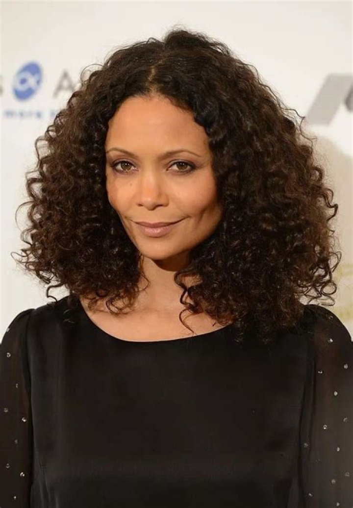 Celebs With Naturally Curly Hair &ndash;&nbsp;Pics