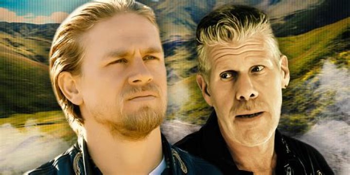 Charlie Hunnam’s Back On ‘Sons Of Anarchy’ — Opening Credits Is Body Double – Hollywood Life