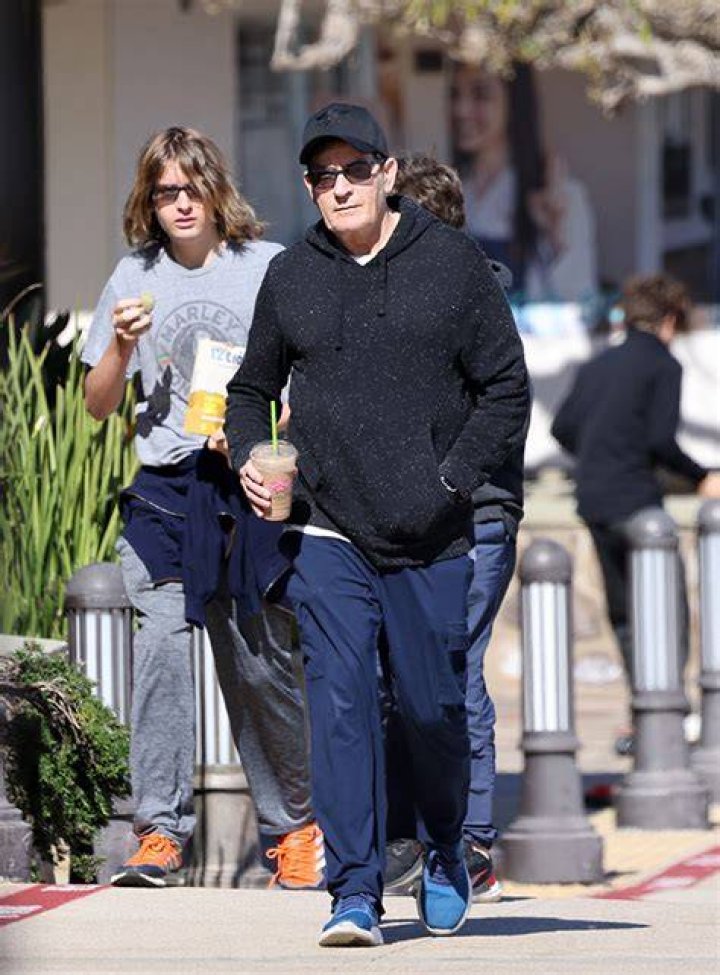 Charlie Sheen’s Sons, Max & Bob, Are As Tall As Him During Rare Outing – Hollywood Life
