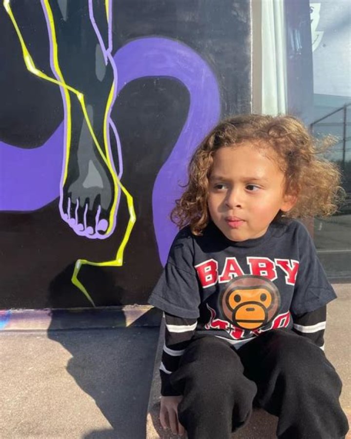 Chris Brown, Ammika Harris & son Aeko