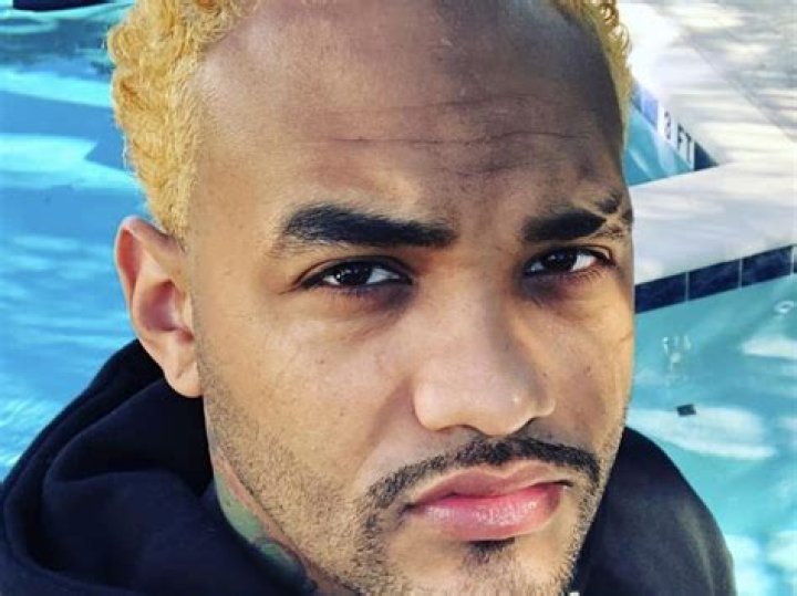 Chris Brown Shows Off Blond Hair & Fans React — Pic – Hollywood Life