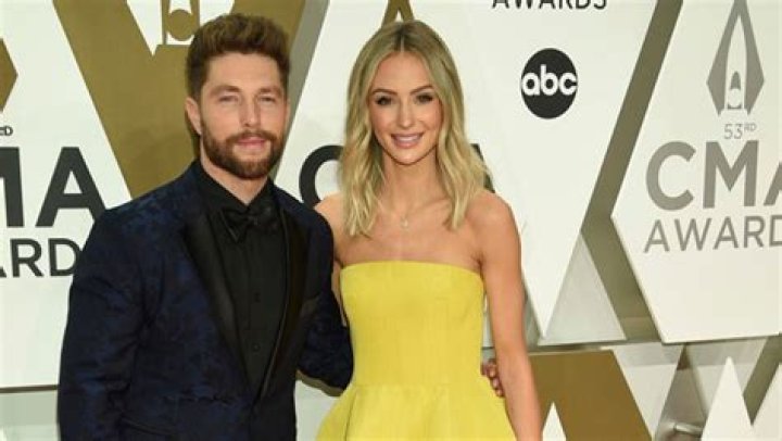 Chris Lane Talks Baby Son & Wife Lauren Bushnell – Hollywood Life