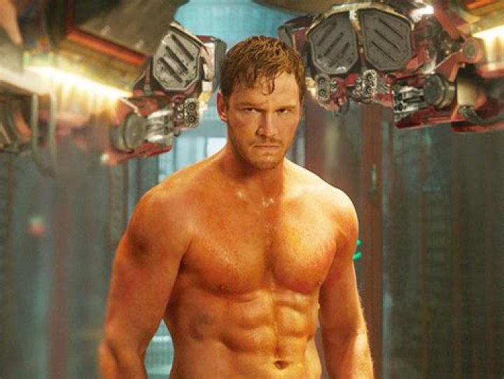 Chris Pratt’s Shirtless Selfie Overshadowed By Note From Son Jack – Hollywood Life