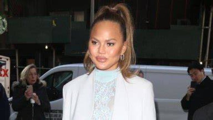 Chrissy Teigen Is ‘Really Bummed’ After Food Writer Said Her Cooking Empire ‘Horrifies’ Her: Tweets