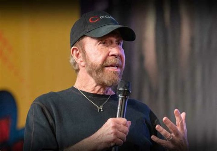 Chuck Norris: Photos – Hollywood Life