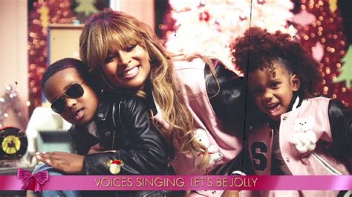 Ciara’s Kids Rock Out In Her ‘Disney Holiday Singalong’ Performance – Hollywood Life