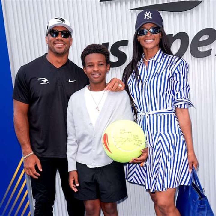 Ciara’s Son Future Jr. Practices Basketball With Russell Wilson: Watch – Hollywood Life