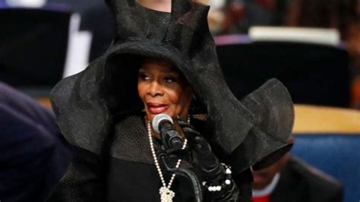 Cicely Tyson Wears A Giant Floppy Hat To Aretha Franklin’s Funeral & The Internet Can’t Handle It