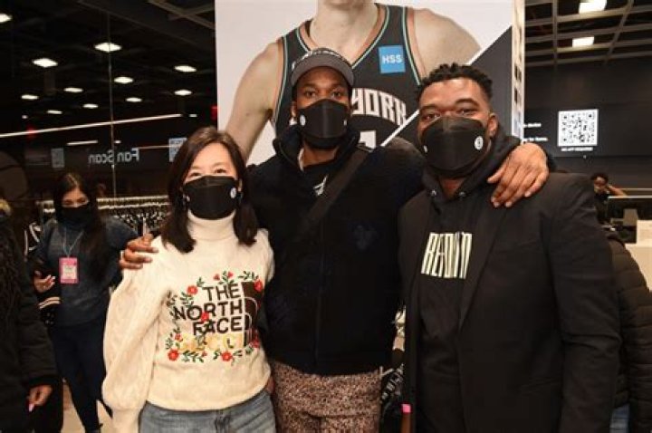 Clara Wu Tsai, Meek Mill and Robert Rooks join REFORM Alliance holiday giveback
