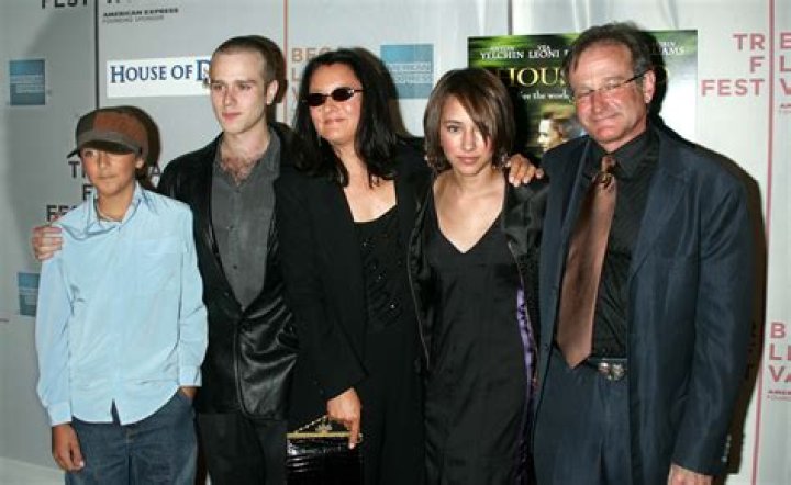 Cody, Zak, Marsha, Zelda and Robin Williams 'HOUSE OF D' FILM PREMIERE AT THE TRIBECA FILM FESTIVAL, NEW YORK, AMERICA - 08 MAY 2004