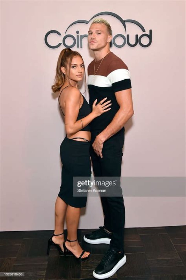 Coin Cloud Cocktail Party Hosted by Artist and Actor Common