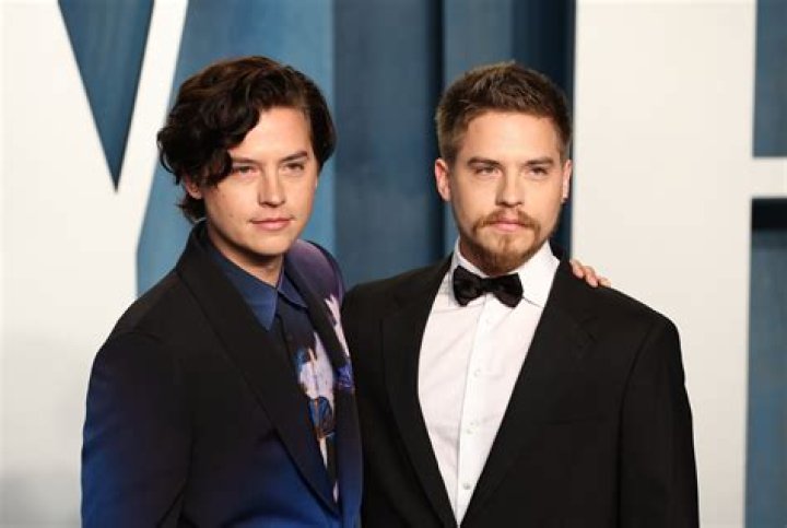 Cole & Dylan Sprouse In &lsquo;Big Daddy&rsquo;