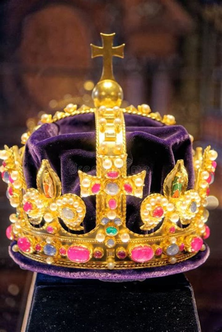 Colu Henry X Crown Royal