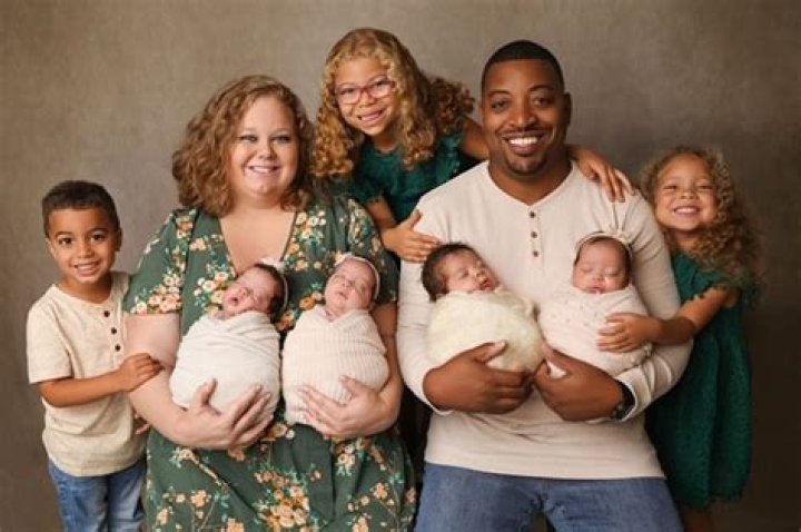 Couple Welcomes 2 Babies – Hollywood Life