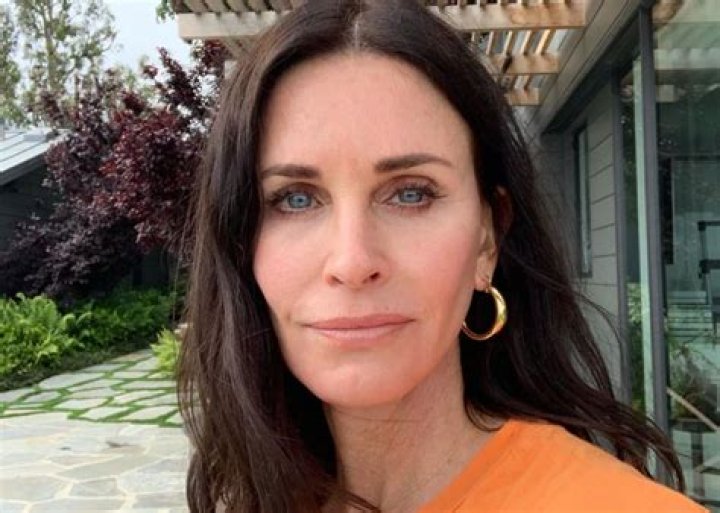 Courteney Cox Looks Incredible In A Black Bikini While Celebrating 56th Birthday — Watch