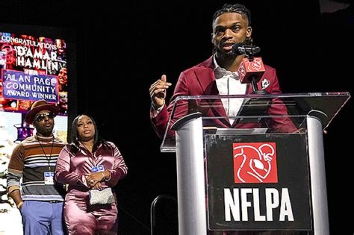 Damar Hamlin Makes 1st Public Speaking Appearance After Collapsing – Hollywood Life