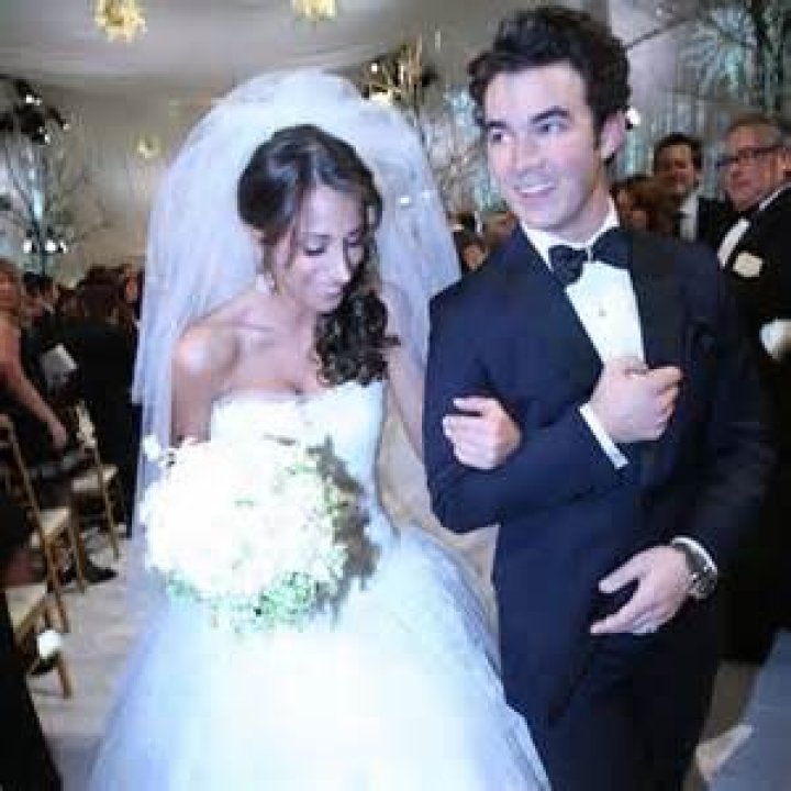 Danielle Jonas & Kevin Jonas