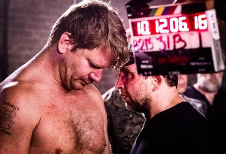 Dash Mihok &ndash; Pics