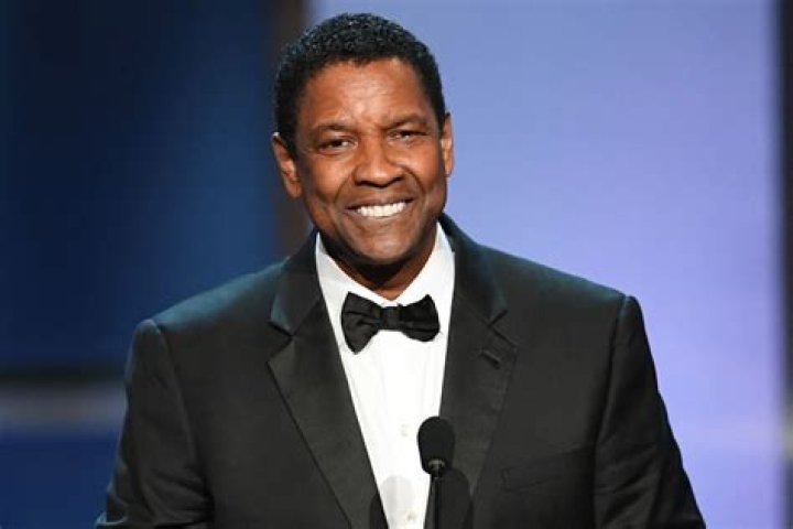 Denzel Washington At The 2017 Oscars