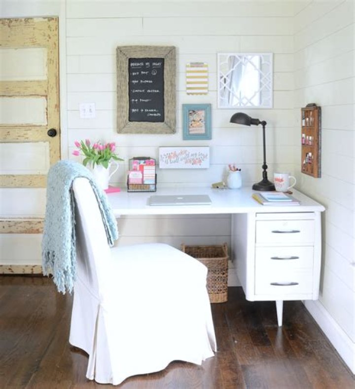 desk-makeover-2