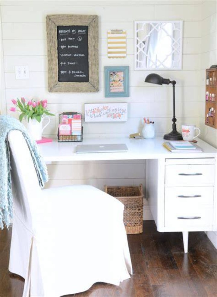 desk-makeover-3