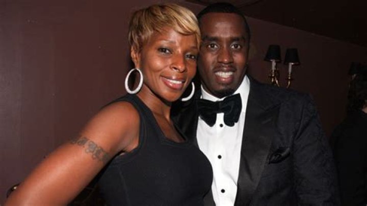 Did Mary J. Blige & Faith Evans Fight At Diddy’s Party? Fans React – Hollywood Life