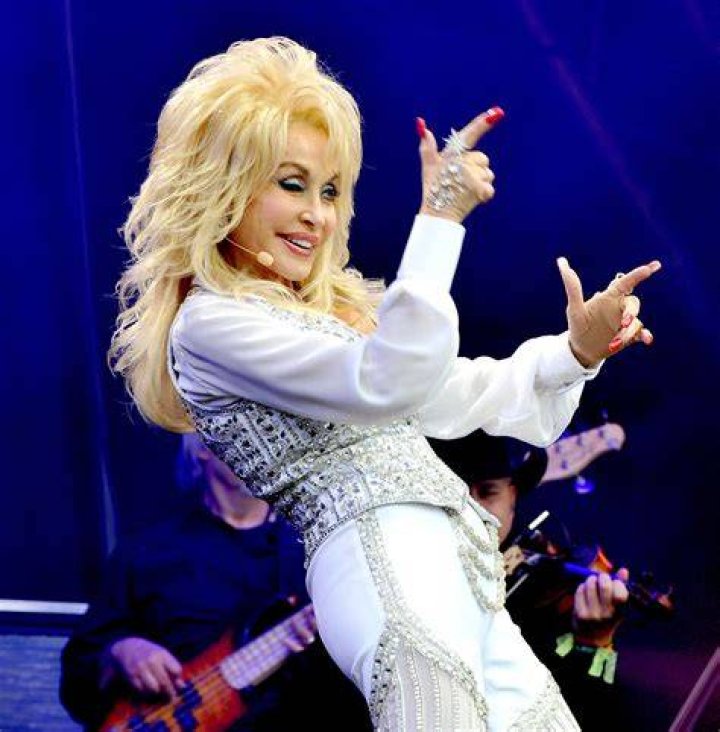 Dolly Parton Gay