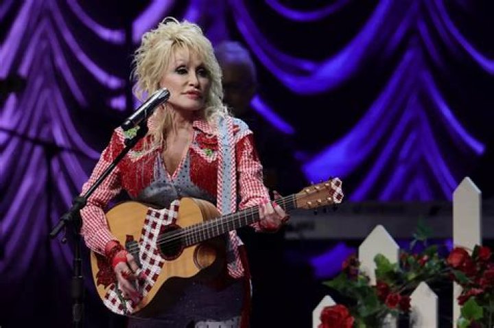 Dolly Parton Rock & Roll Hall of Fame, Arrivals, Los Angeles, California, USA - 05 Nov 2022