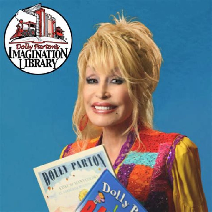 Dolly Parton Takes Over The Roll Hall of Fame Ceremony