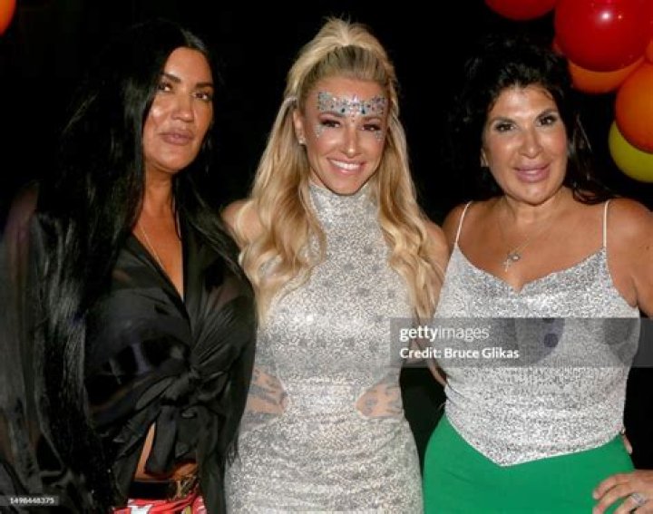 Dolores Catania & Helen Hoey
