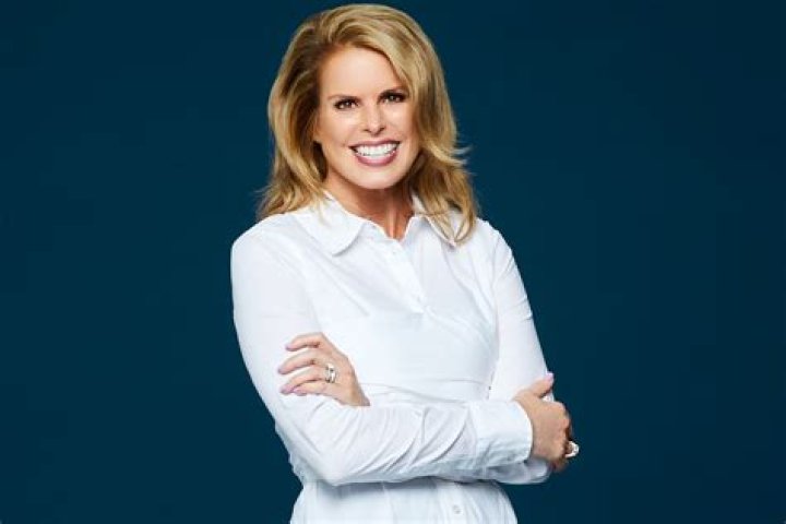 Dr Elizabeth Lombardo